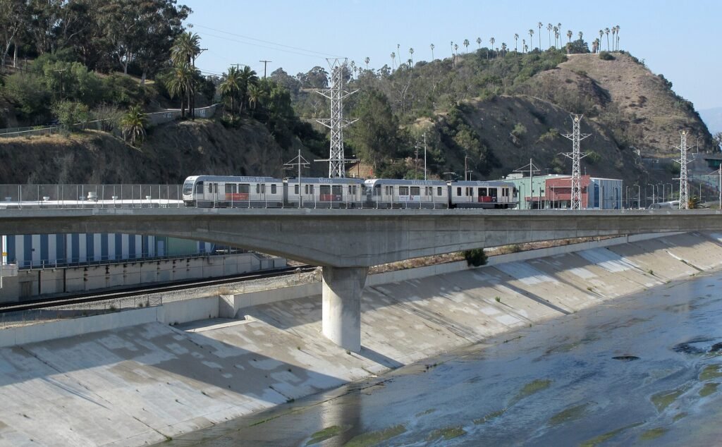 A Metro light rail train crossing the Los Angeles River